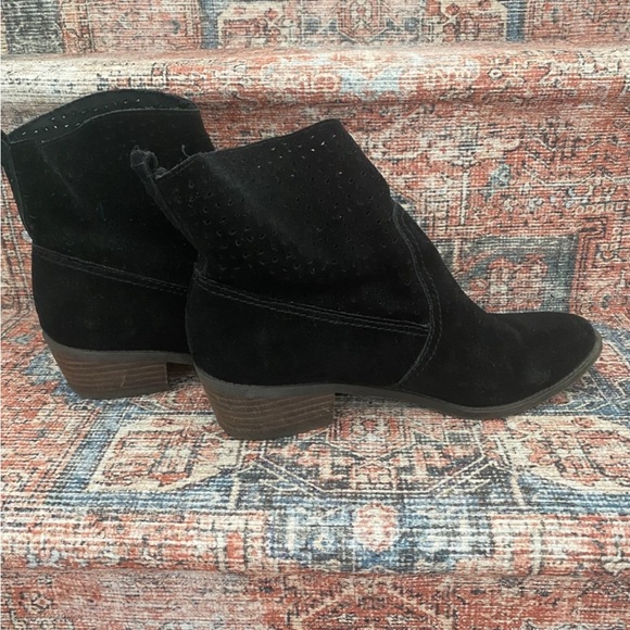 AE Suede bootie laser cut detail 8 - Picture 2 of 6